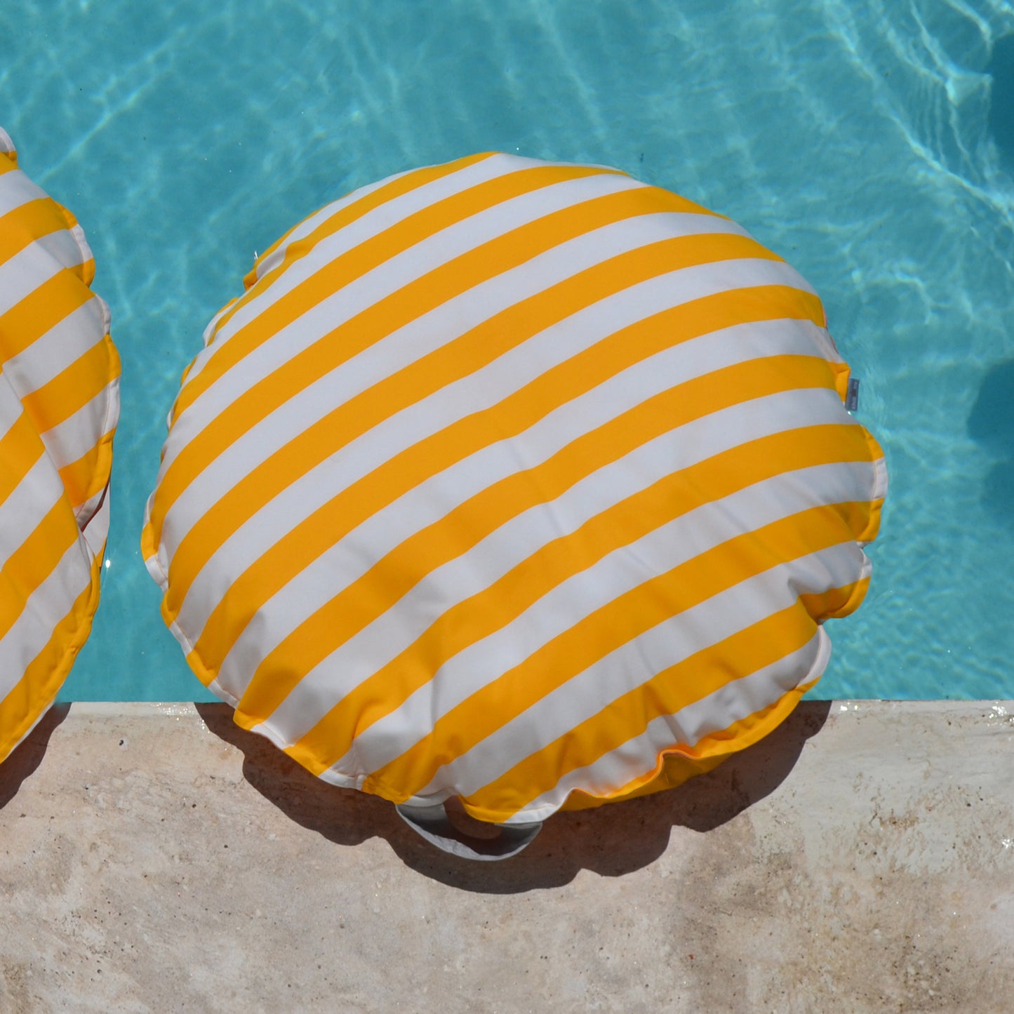 Bathing island CAPRI yellow-white