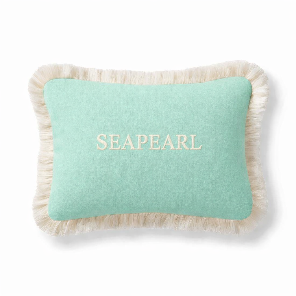 chillisy Yachtkissen SEAPEARL in der Farbe Mint zum Personalisieren mit eigenem Yachtnamen. SEAPEARL dient als Platzhalter für das eigene wetterfeste Bootskissen mit Fransen.