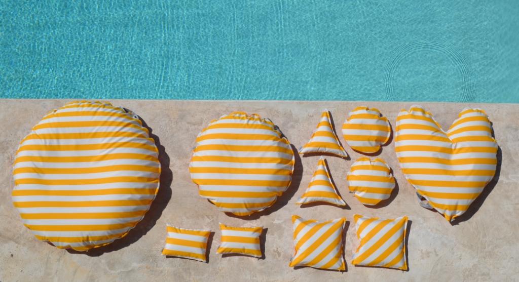 Capri bathing island yellow-white apricot / pink