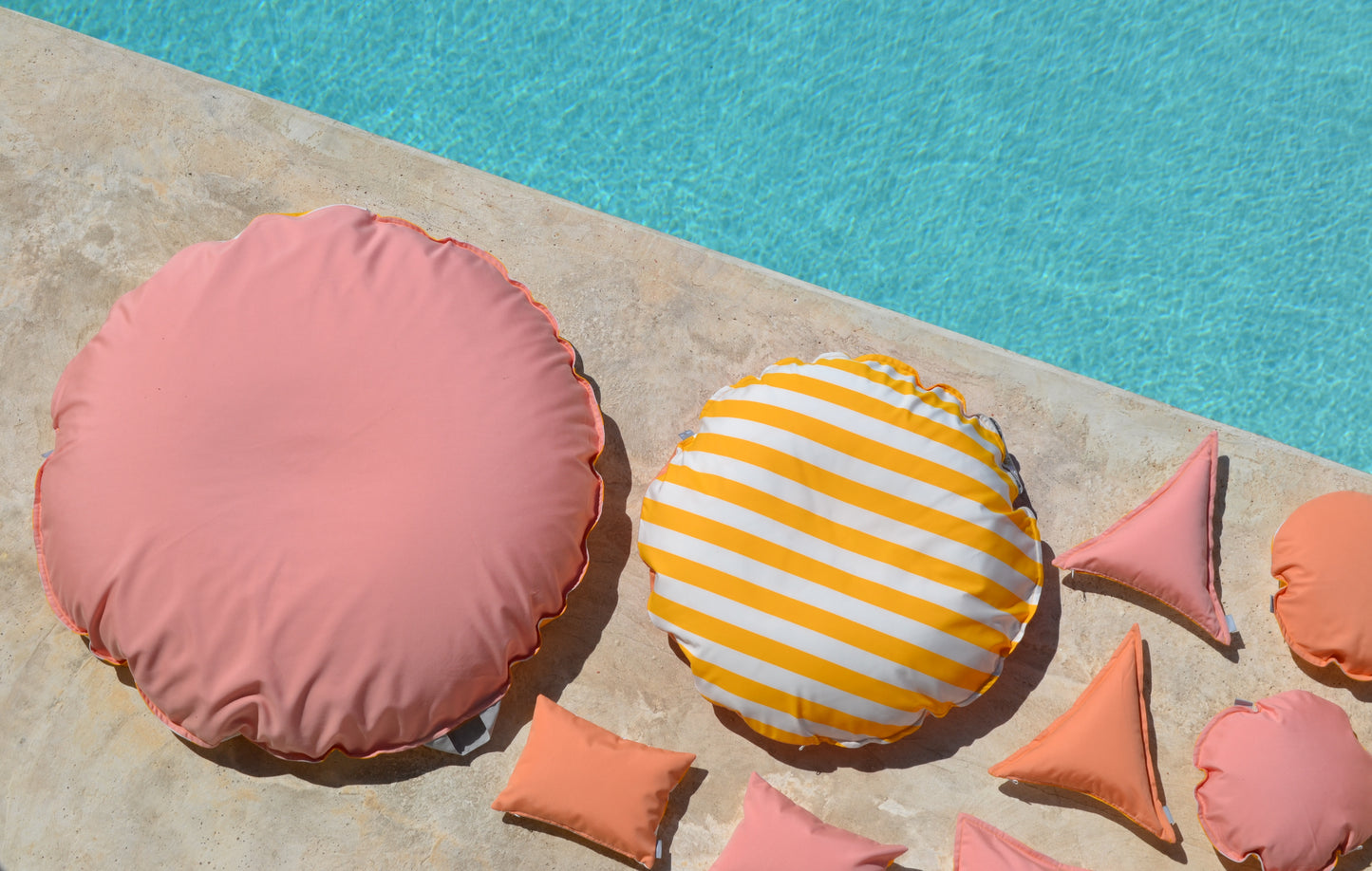 Capri bathing island yellow-white apricot / pink
