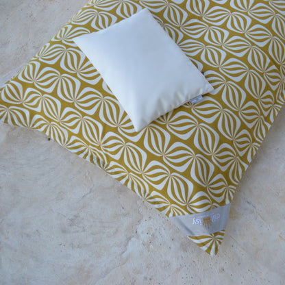 Pool beanbag Goldfalter