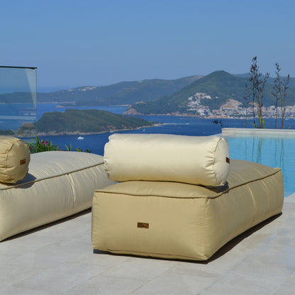 Outdoor Liege Daybed Lounger in der Farbe Butter Karamell Beige