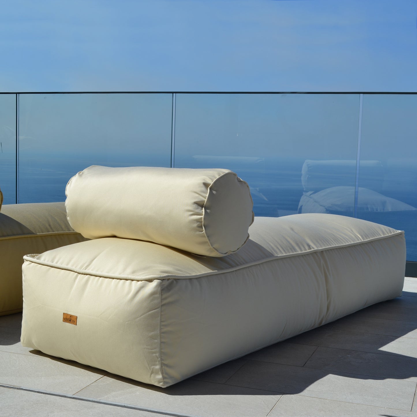 Loungebett Daybed für Outdoor mit Nackenrolle, Farbe: Canvas, 200x70x35 cm, Marke: chillisy