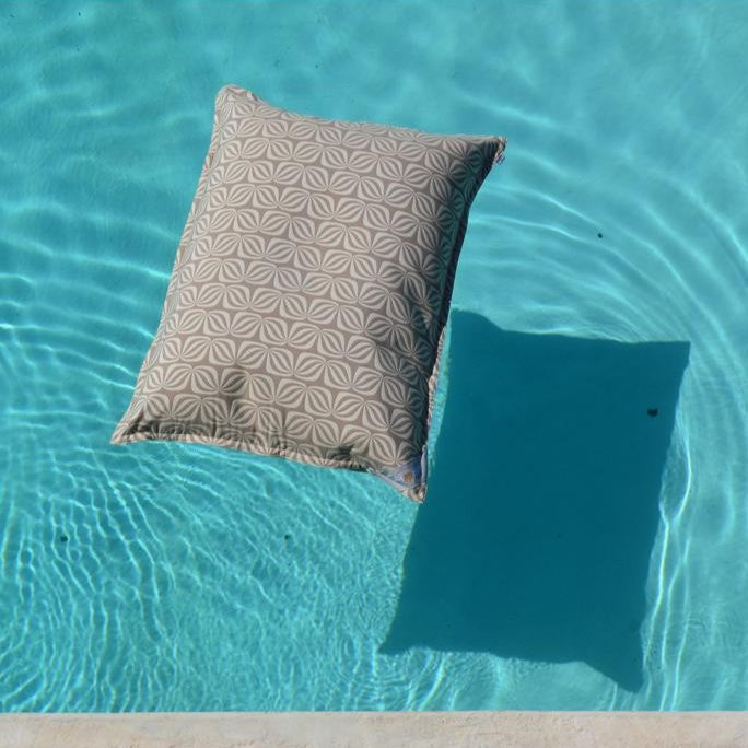 Pool Sitzsack Butterfly von chillisy