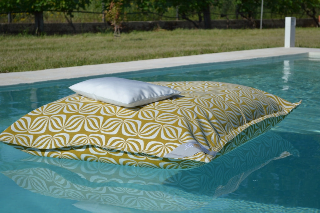 Pool beanbag Goldfalter