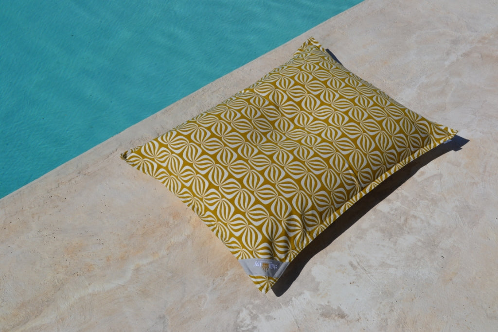 Pool beanbag Goldfalter