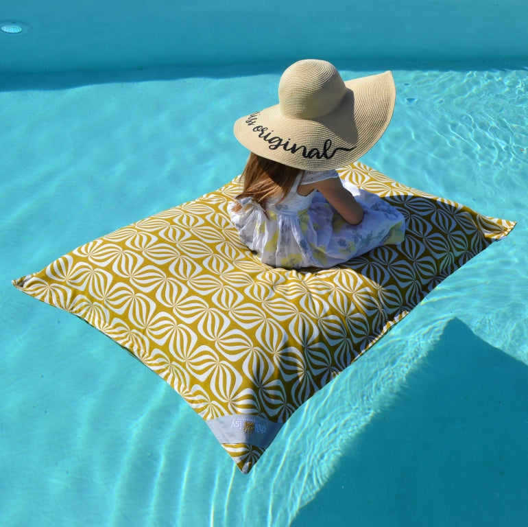 Pool beanbag Goldfalter