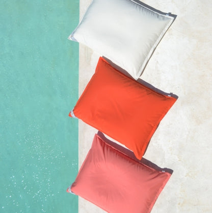 Sitzsack für Outdoor und Indoor, Farbe: Grapefruit Pink, Hummer Orange, Weiß. Hergestellt in Deutschland von chillisy.