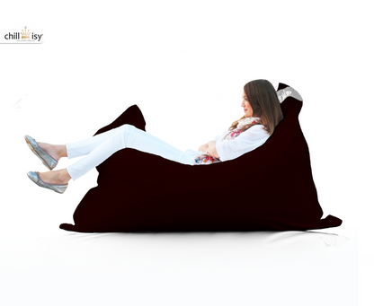 Sitzsack für Outdoor und Indoor, Farbe:  Dunkelbraun. In Perfektion hergestellt in Deutschland von chillisy.