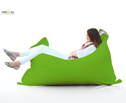 Sitzsack für Outdoor und Indoor, Farbe:  Grasgrün. In Perfektion hergestellt in Deutschland von chillisy.