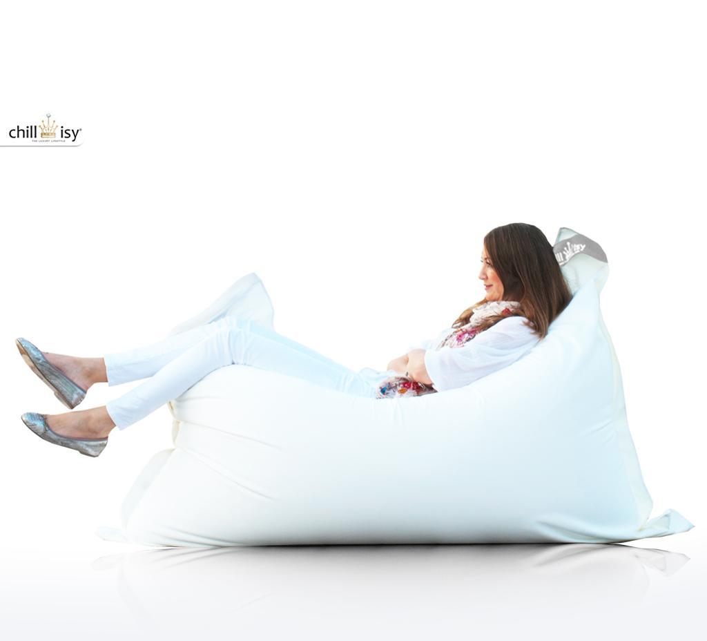 Sitzsack für Outdoor und Indoor, Farbe:  Weiß. In Perfektion hergestellt in Deutschland von chillisy.