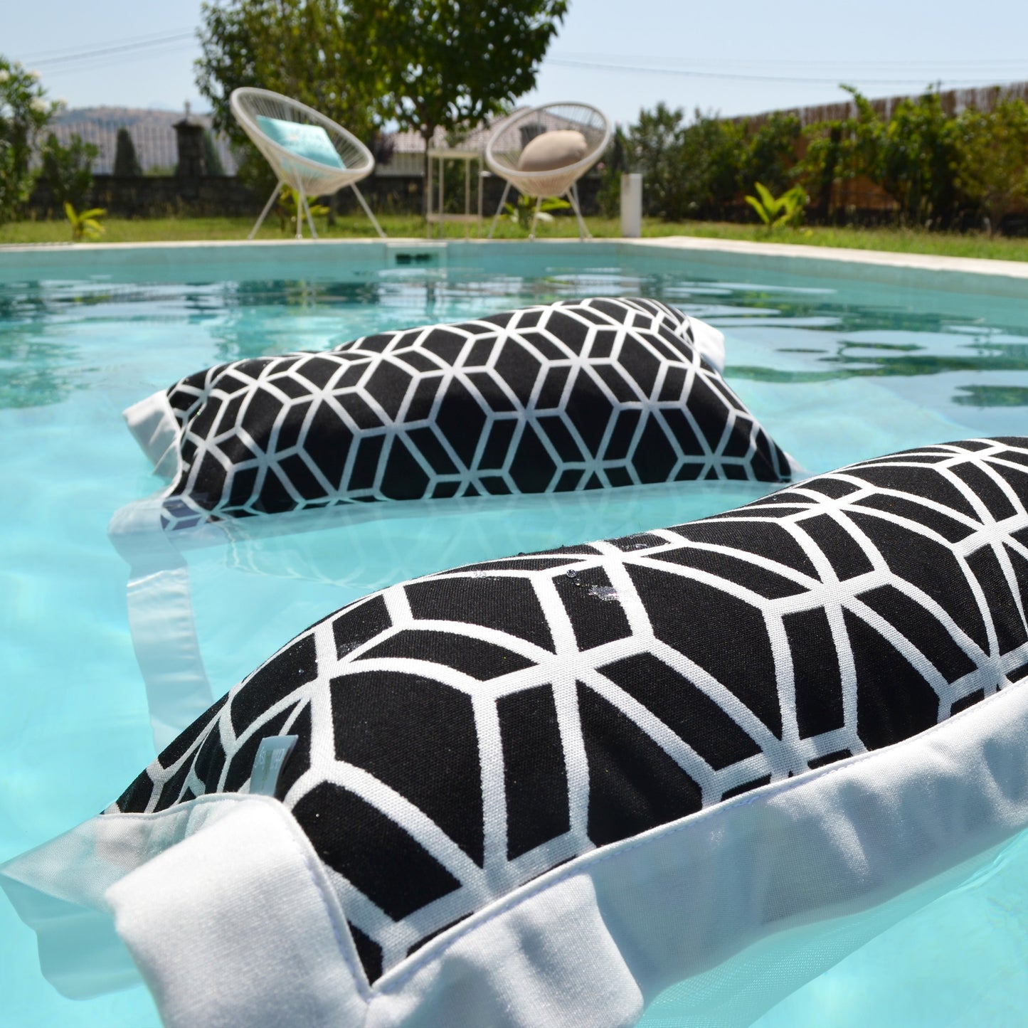 Crystal Black Water Hammock